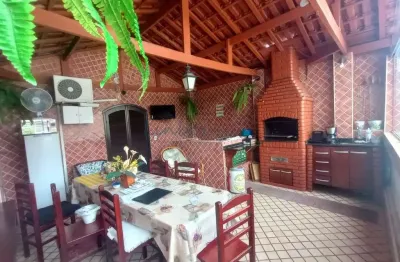 Casa com 4 quartos à venda no Jardim Helena, Taboão da Serra 