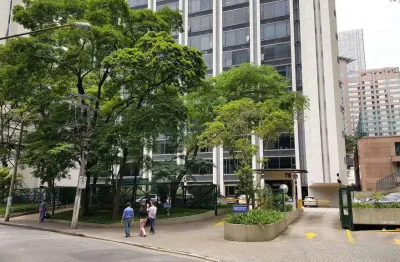 Casa comercial para alugar na Cidade Monções, São Paulo 