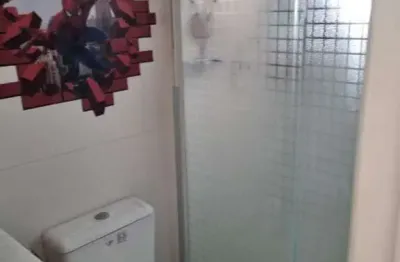 Casa tríplex com piscina em condomínio fechado com 2 dormitórios,  suíte à venda, 127 m² por r$ 690.000 - marapé - santos/sp