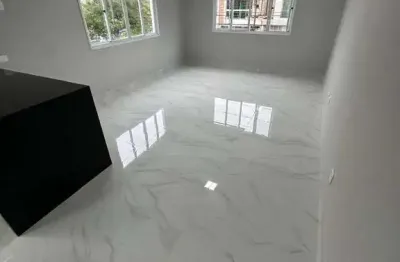 Casa duplex à venda no bairro do boqueirão em santos