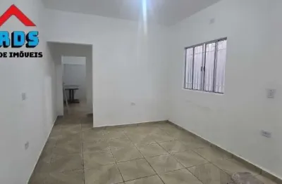 Casa para locação 2 dormitórios 1.500,00 vila margarida, são vicente.