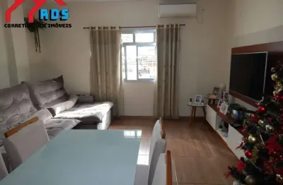 Casa tipo sobreposta à venda no bairro bom retiro em santos