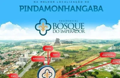 Ótimo terreno plano no começo do condomínio bosque do imperador