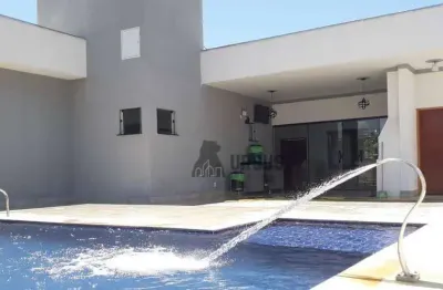 ?? casa com piscina, área gourmet e terreno amplo – condomínio fechado