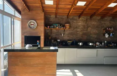 Casa com 3 dormitórios à venda, 170 m² por R$ 980.000 - Residencial Santa Izabel - Taubaté/SP