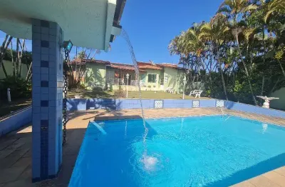 Casa térrea no bairro vila giglio em atibaia sp, 3 suítes, piscina, área gourmet,  suites de hóspedes, salão de festas.