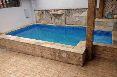 Casa com 3 quartos à venda na Rua José Basílio da Gama, 143, Solemar, Praia Grande