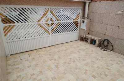 Casa com 2 quartos à venda na Rua Maria Antunes Navarro, 589, Vila Caiçara, Praia Grande