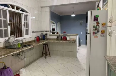 Casa com 2 quartos à venda na Rua Tupi, 858, Tupi, Praia Grande