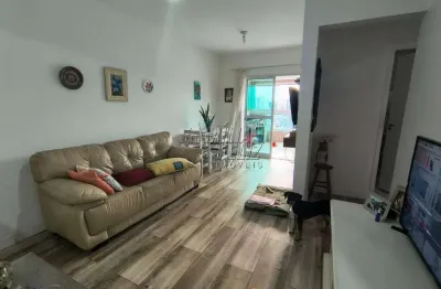 Apartamento em andar alto à venda em Praia Grande, no Canto do Forte.