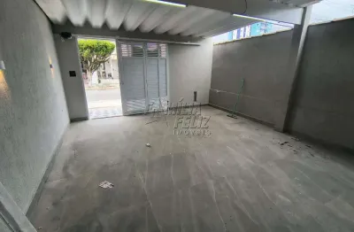 Casa geminada com dois dormitórios sendo uma suíte no caiçara em praia grande sp