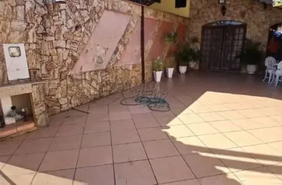 Casa com 2 quartos à venda na Rua Roberto Barrella, 342, Balneário Maracanã, Praia Grande