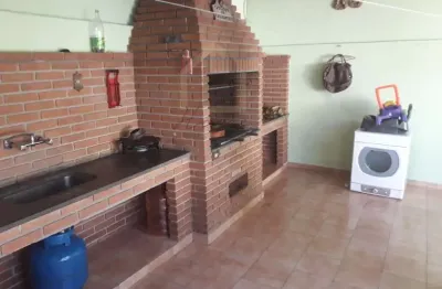 Imperdível! casa à venda em são caetano do sul-sp, bairro osvaldo cruz, com 3 quartos, 2 banheiros, 2 vagas de garagem e 254,00 m² de área.