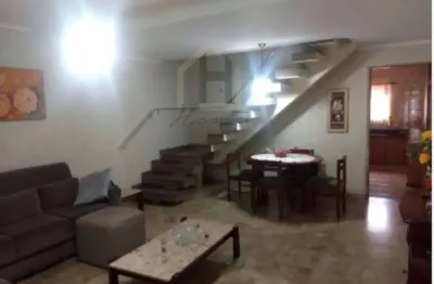 Sobrado à venda com 179 metros 3 dormitórios e 1 edícula. bairro paulicéia. são bernardo do campo.