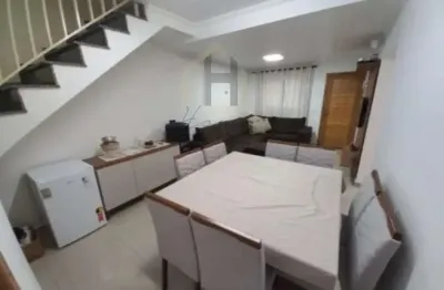 Sobrado à venda com 100 metros 3 dormitórios sendo 1 suíte. bairro parque oratório. santo andré.