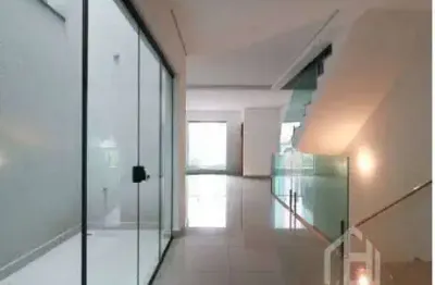 Sobrados à venda com 200 m². Bairro Parque das Nações. Santo André.