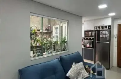 Apartamento em prédio baixo com 47 m². Vila Guiomar. Santo André.