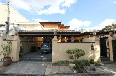 Sobrado com 4 quartos à venda, 300 m² por r$ 1.300.000 - vila jaboticabeira - taubaté/sp