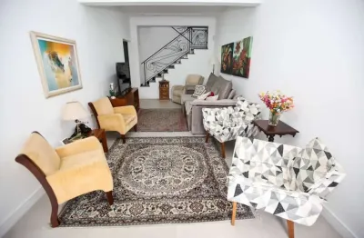 Sobrado com 4 dormitórios à venda, 450 m² por r$ 1.250.000,00 - centro - taubaté/sp