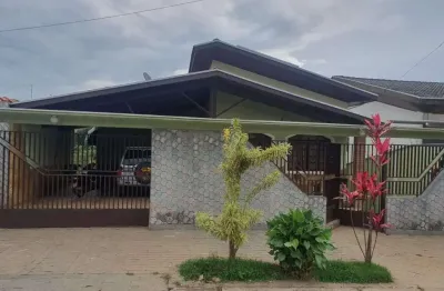 Casa com 3 quartos à venda, 300 m² por r$ 890.000 - campos elíseos - taubaté/sp