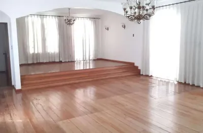 Casa para aluguel, 3 quartos, 3 suítes, 3 vagas, esplanada - governador valadares/mg