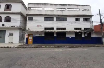 Sala c/ aproximadamente 200m², com excelente localização no gra duquesa - governador valadares