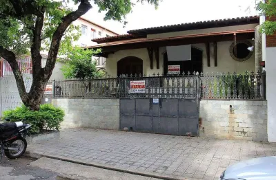 Casa para aluguel, 4 quartos, 1 suíte, 6 vagas, esplanada - governador valadares/mg