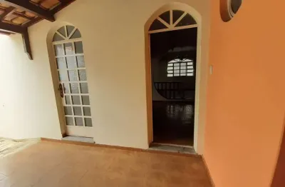 Casa à venda, 3 quartos, 1 suíte, 1 vaga, centro - governador valadares/mg