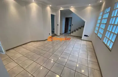 Casa na parte alta à venda com 3 quartos sendo 1 suíte na ilha dos araújos,