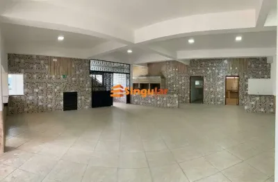 Salão de esquina com 2 pavimentos no bairro morada do vale iii,