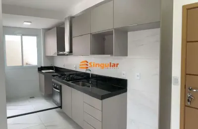 Apartamento para aluguel com 2 quartos sendo 1 suíte no centro,