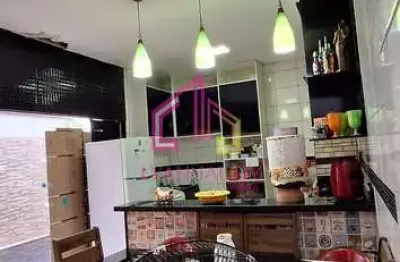 Casa à venda, jardim imperial, cuiabá-mt, 60 m² úteis, 3 quartos, 2 vagas, piscina com ducha, próxi