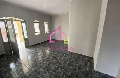 Casa à venda, cidade verde, cuiabá, mt. 1 suíte + 3/4, casa de esquina.