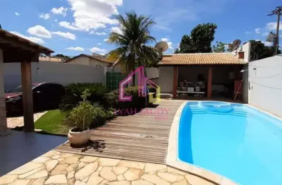 Casa térrea à  venda no  santa rosa, cuiabá, mt, 358 m², 5 vagas, 3 salas, 3/4 sendo 1 suíte,