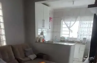Casa com 2 quartos à venda na Vila Barcelona, Sorocaba 