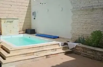 Sobrado à venda no condomínio portal do saira 2, em sorocaba-sp.