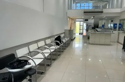 Salão mobiliado para alugar na nogueira padilha, em sorocaba-sp.
