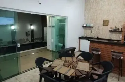 Casa com 3 quartos à venda no Jardim Leocádia, Sorocaba 