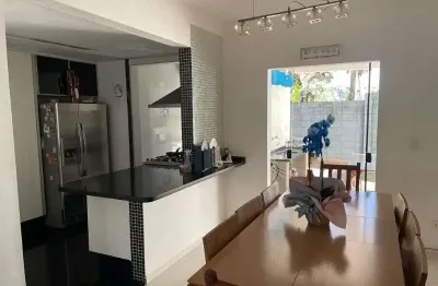 Sobrado à venda no residencial village salermo, em sorocaba-sp.