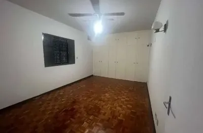 Casa com 5 quartos para alugar na Rua Carolina Borghi, 185, Jardim Santa Rosália, Sorocaba