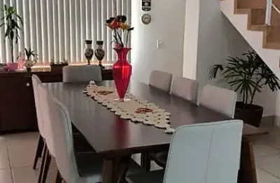 Sobrado para alugar no cajuru do sul com 4 quartos, em sorocaba-sp.