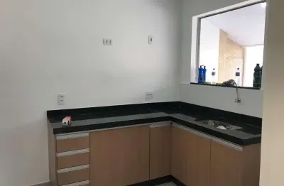 Sobrado à venda no residencial village salermo, em votorantim-sp