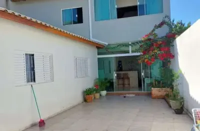 Casa com 3 quartos à venda na Rua dos Ferroviários, 66, Vila Barão, Sorocaba