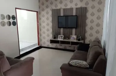 Casa com 2 quartos à venda na Rua Sargento Pedro José da Silva Filho, 100, Jardim Santo Amaro, Sorocaba