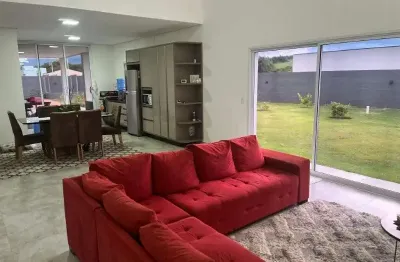 Casa para alugar no residencial village ipanema ii com 3 quartos, araçoiaba da serra- sp