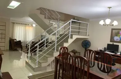 Sobrado à venda no condomínio lago da serra, araçoiaba da serra/sp.