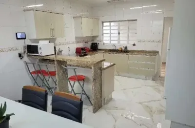 Casa com 3 quartos à venda na Rua Luiz da Silva Rodrigues, 100, Vila Independência, Sorocaba