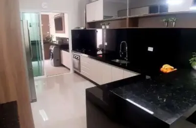 Casa com 3 quartos à venda na Rua Francisco Agostinho Filho, 615, Cajuru do Sul, Sorocaba