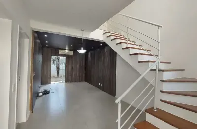 Casa com 3 quartos para alugar na Rua Antonio Perez Hernandez, 500, Parque Campolim, Sorocaba