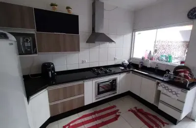 Casa com 2 quartos à venda na Rua Oswaldo Nardi, 166, Jardim Residencial Villa Amato, Sorocaba